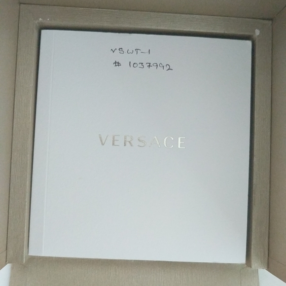 Versace watch box with Versace book bag inner box and outside box - Picture 7 of 7